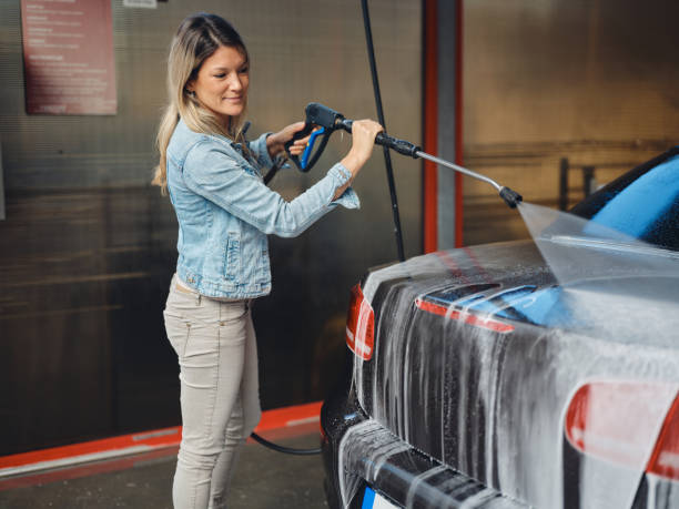 Best Roof Power Washing Services  in Mountain View Acres, CA